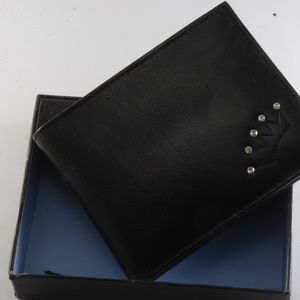 Steve Harvey Leather Rhinestone Crown Wallet NIB